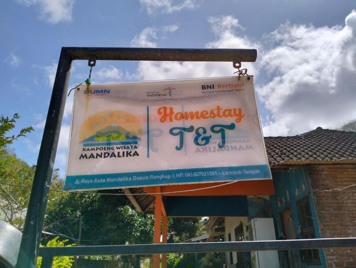T&T Homestay Kuta  Eksteriør billede