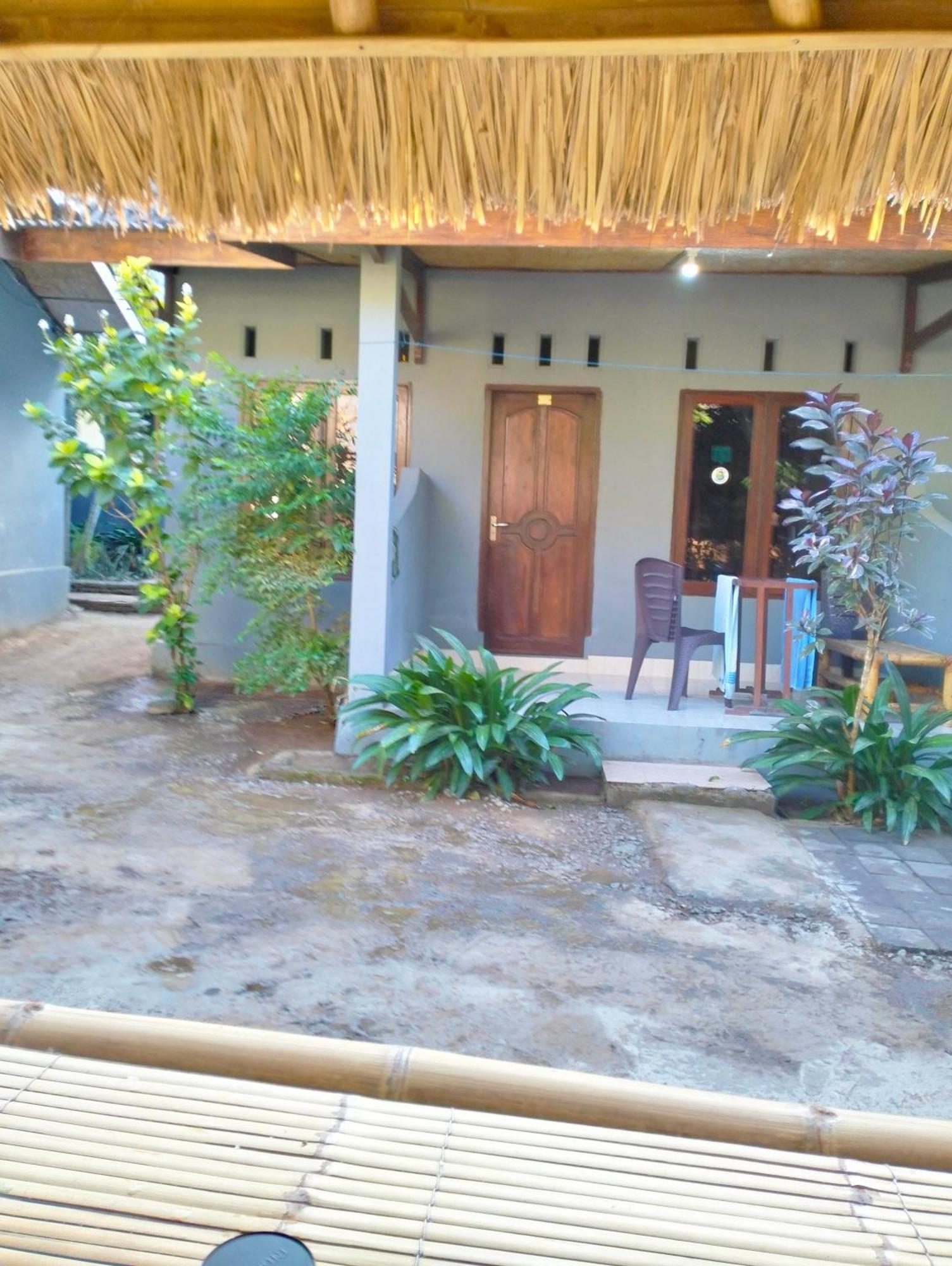 T&T Homestay Kuta  Eksteriør billede